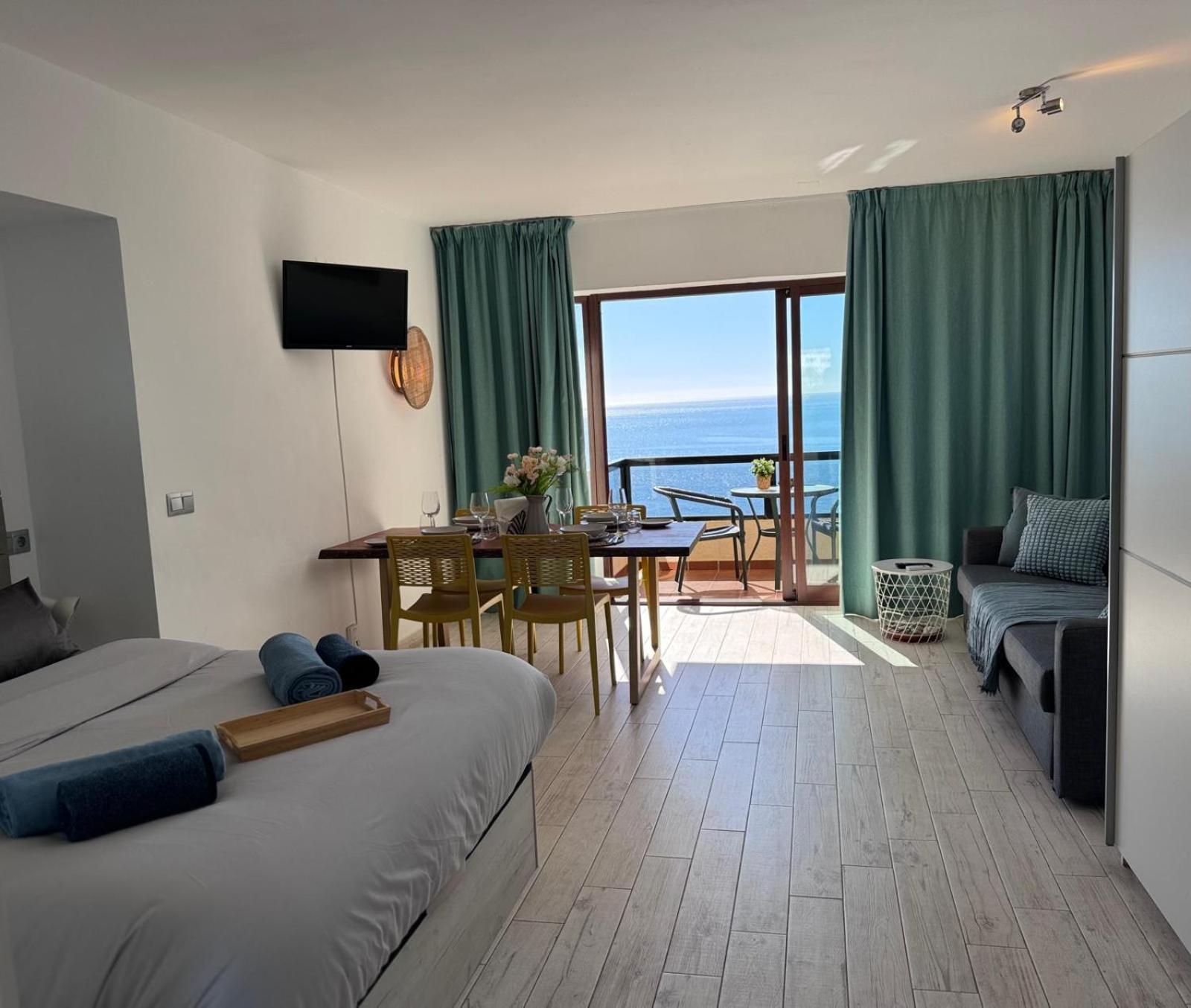 Aloha Playa Studio Sea Views Benalmádena Kültér fotó